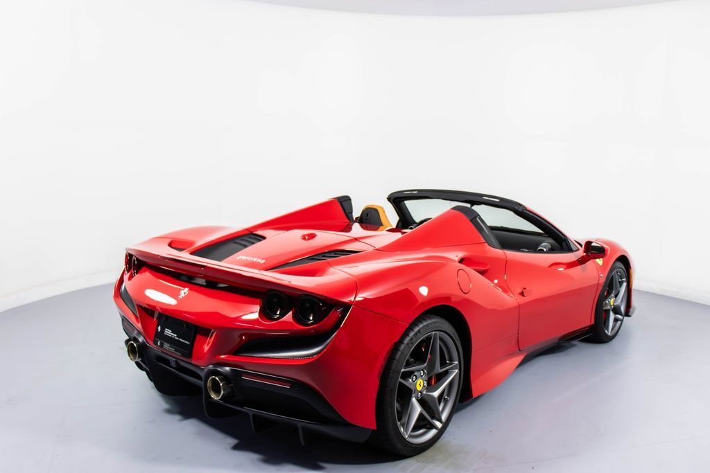Certified 2023 Ferrari F8 Tributo RWD image 2