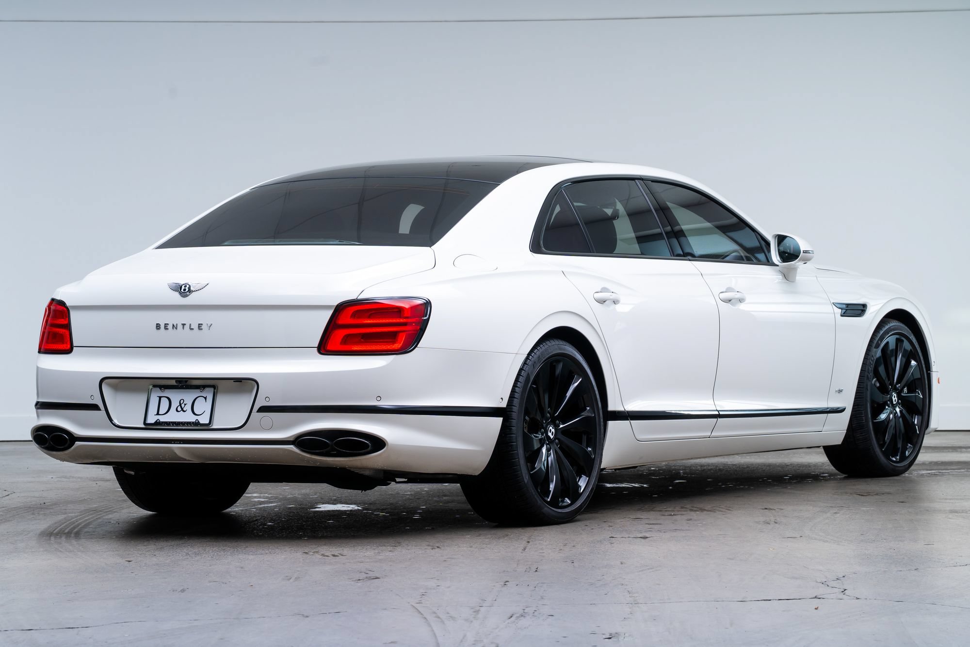 Used 2021 Bentley Flying Spur V8 AWD/4WD image 6