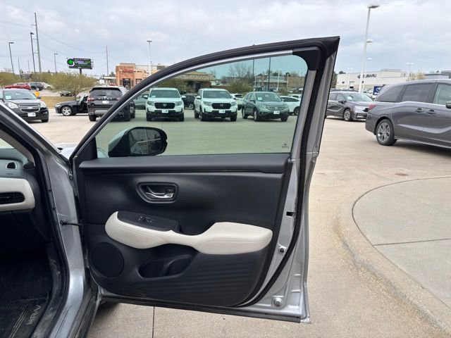 Certified 2023 Honda HR-V LX image 21