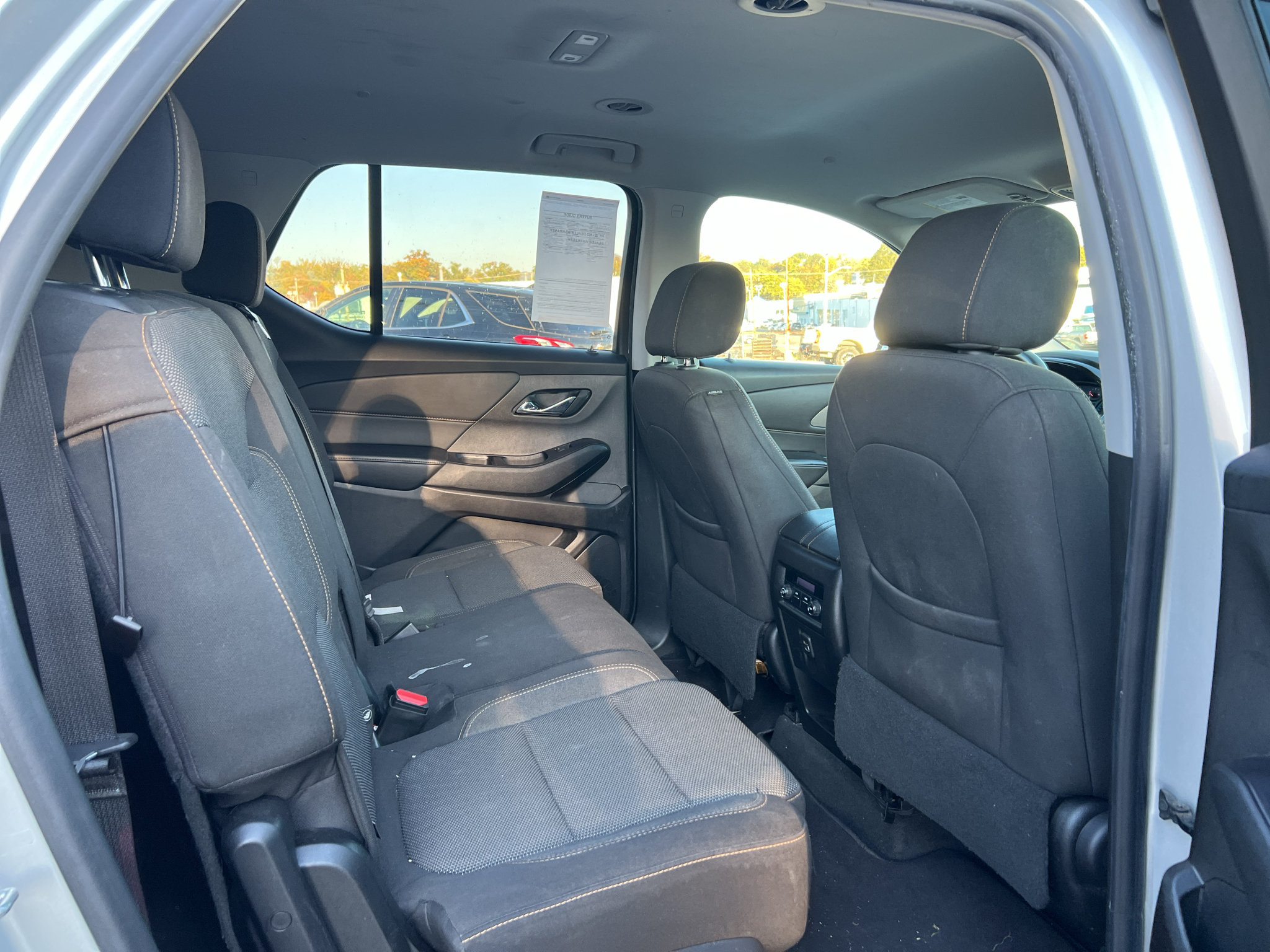 Used 2020 Chevrolet Traverse LS FWD image 10