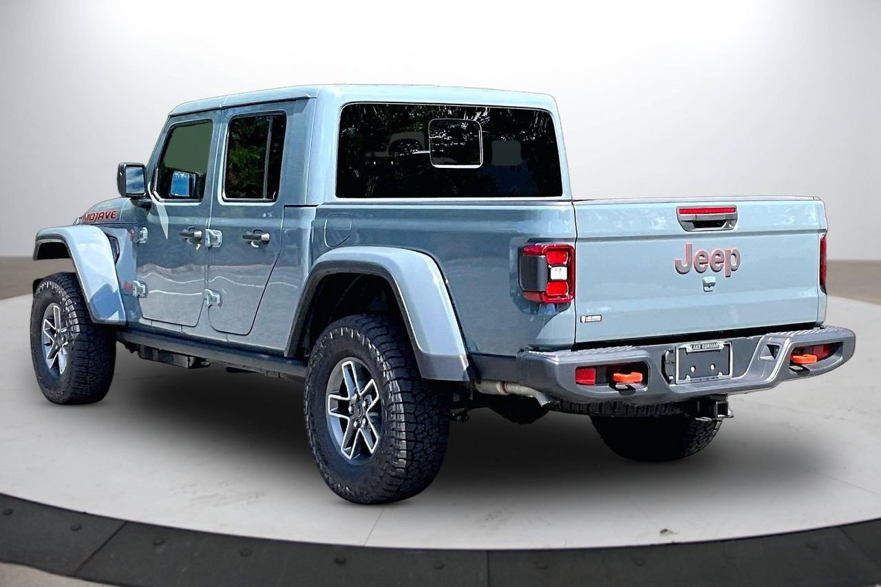Certified 2026 Jeep Gladiator Mojave AWD/4WD image 7