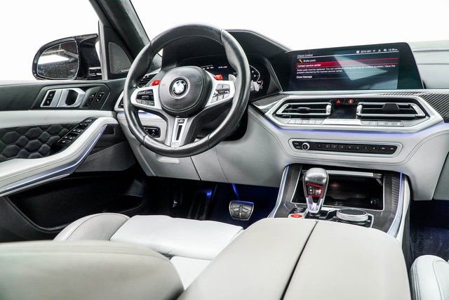 Used 2021 BMW X5 M w/ Executive Package image 19
