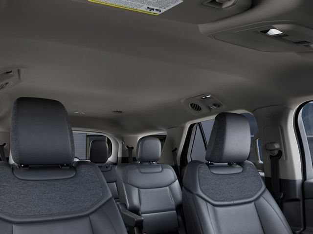 New 2027 Ford Explorer Active w/ Active Comfort Package RWD image 22