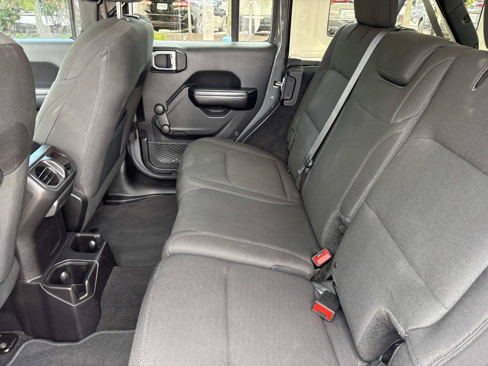 Used 2018 Jeep Wrangler Unlimited Sport AWD/4WD image 30