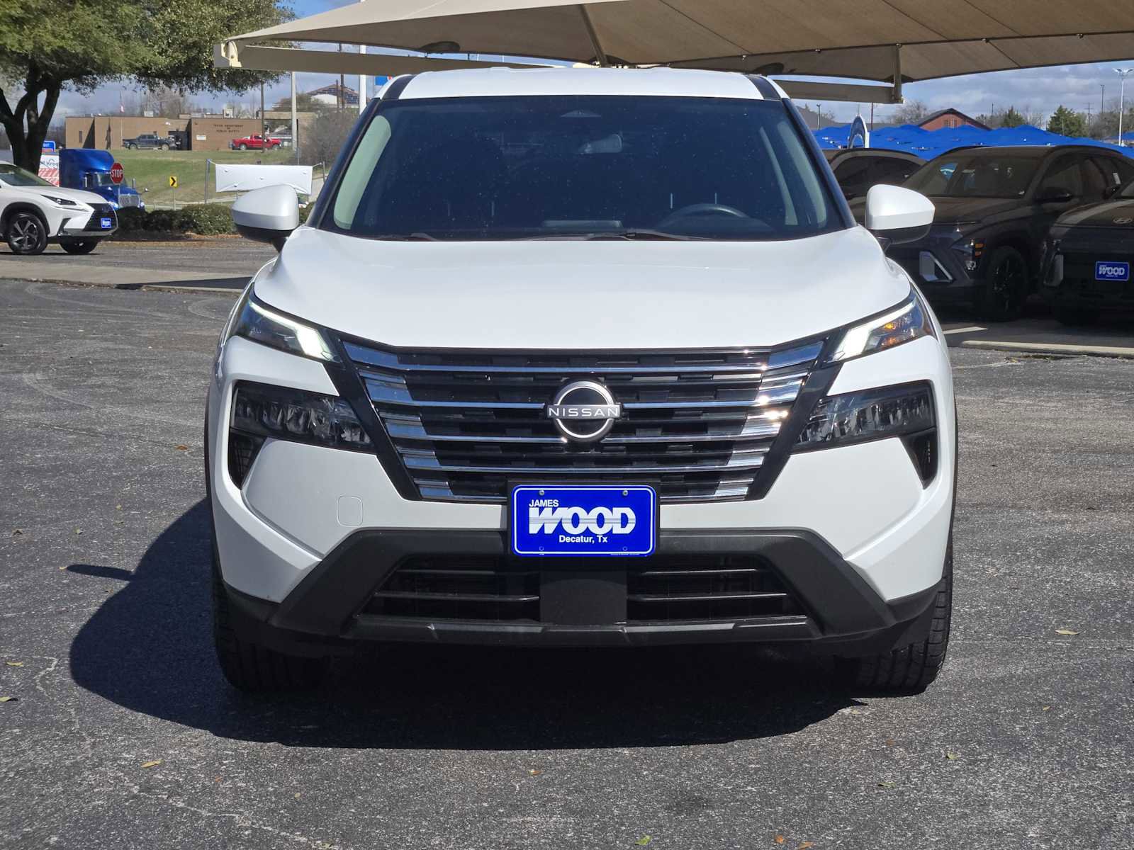 Used 2024 Nissan Rogue SV FWD image 3