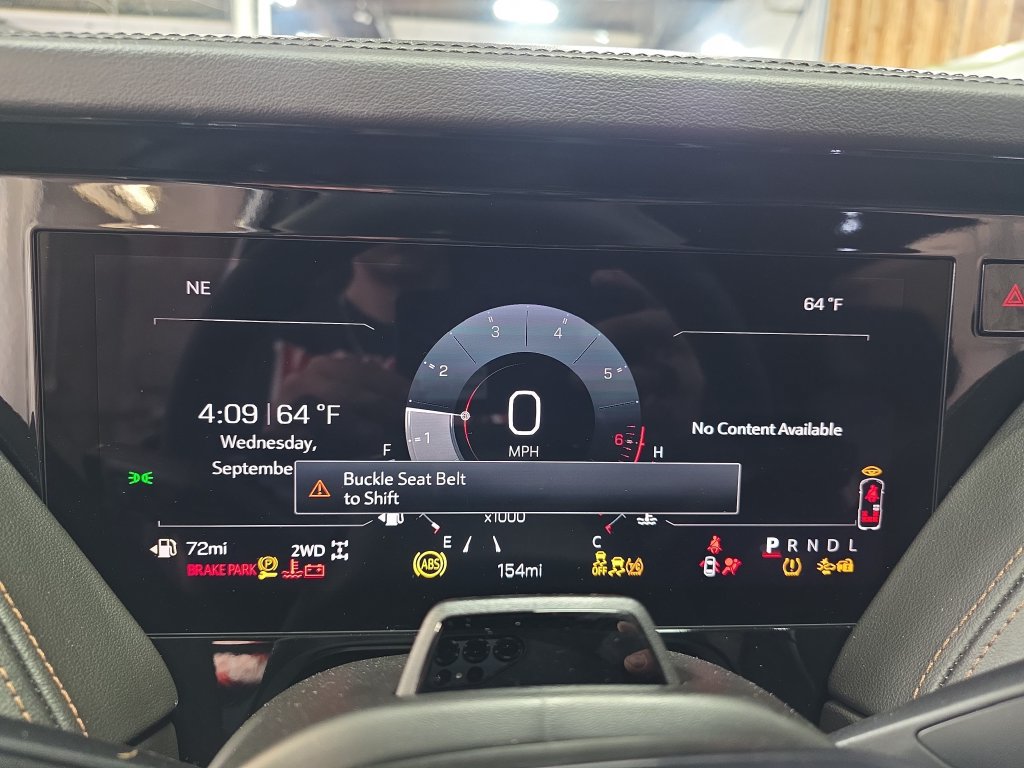 New 2026 GMC Yukon XL AT4 w/ AT4 Premium Plus Package AWD/4WD image 19