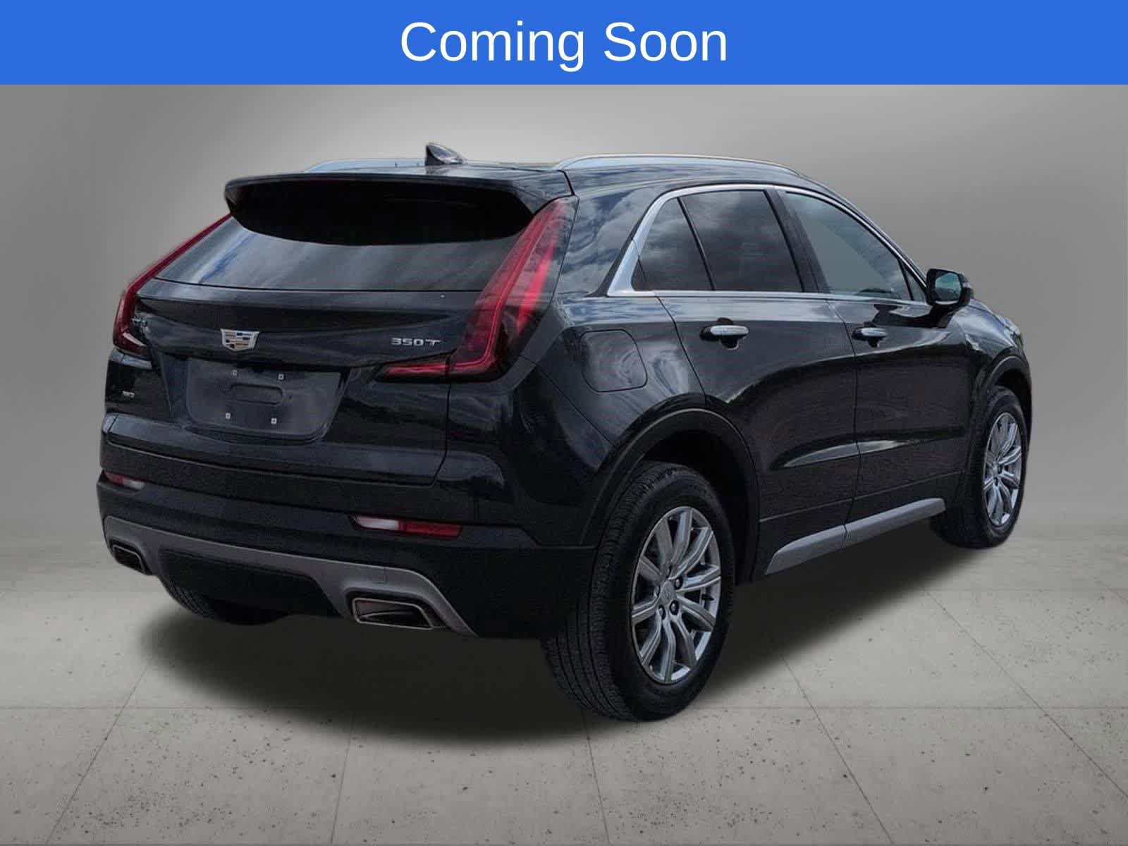 Used 2023 Cadillac XT4 Premium Luxury w/ Cold Weather Package AWD/4WD image 6