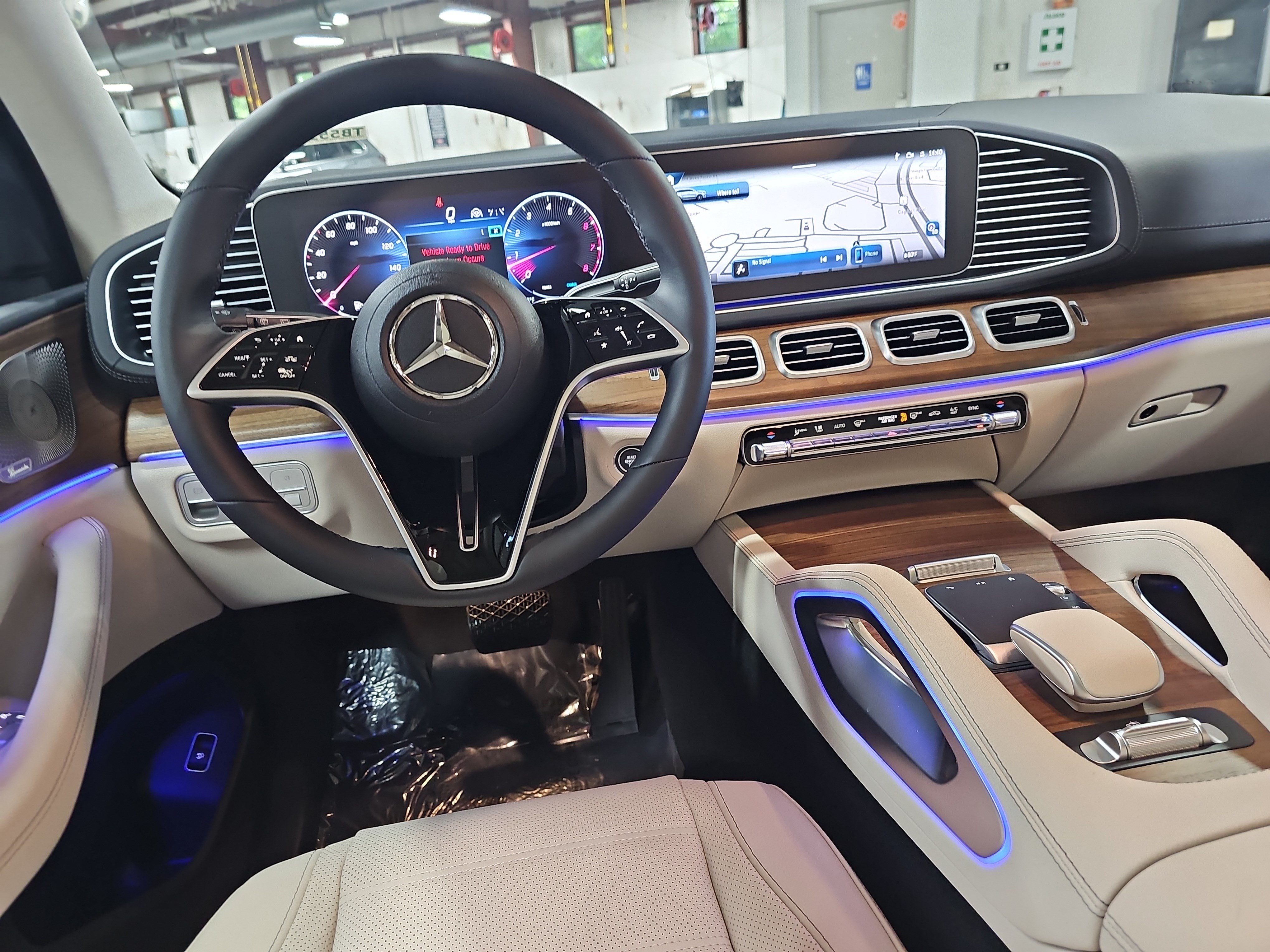 New 2026 Mercedes-Benz GLS 450 4MATIC image 16