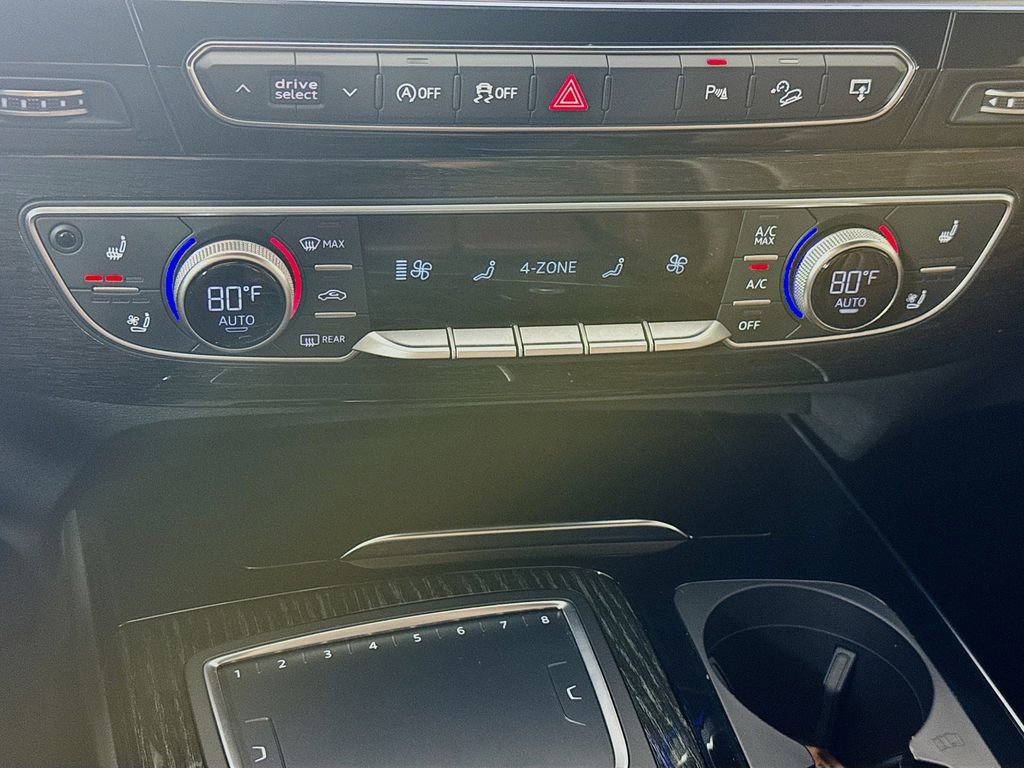 Used 2017 Audi Q7 3.0T Premium Plus w/ Premium Plus Package image 19