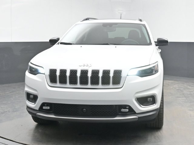 Used 2022 Jeep Cherokee Limited w/ Elite Package AWD/4WD image 3