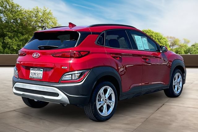 Used 2022 Hyundai Kona SEL w/ Cargo Package AWD/4WD image 6