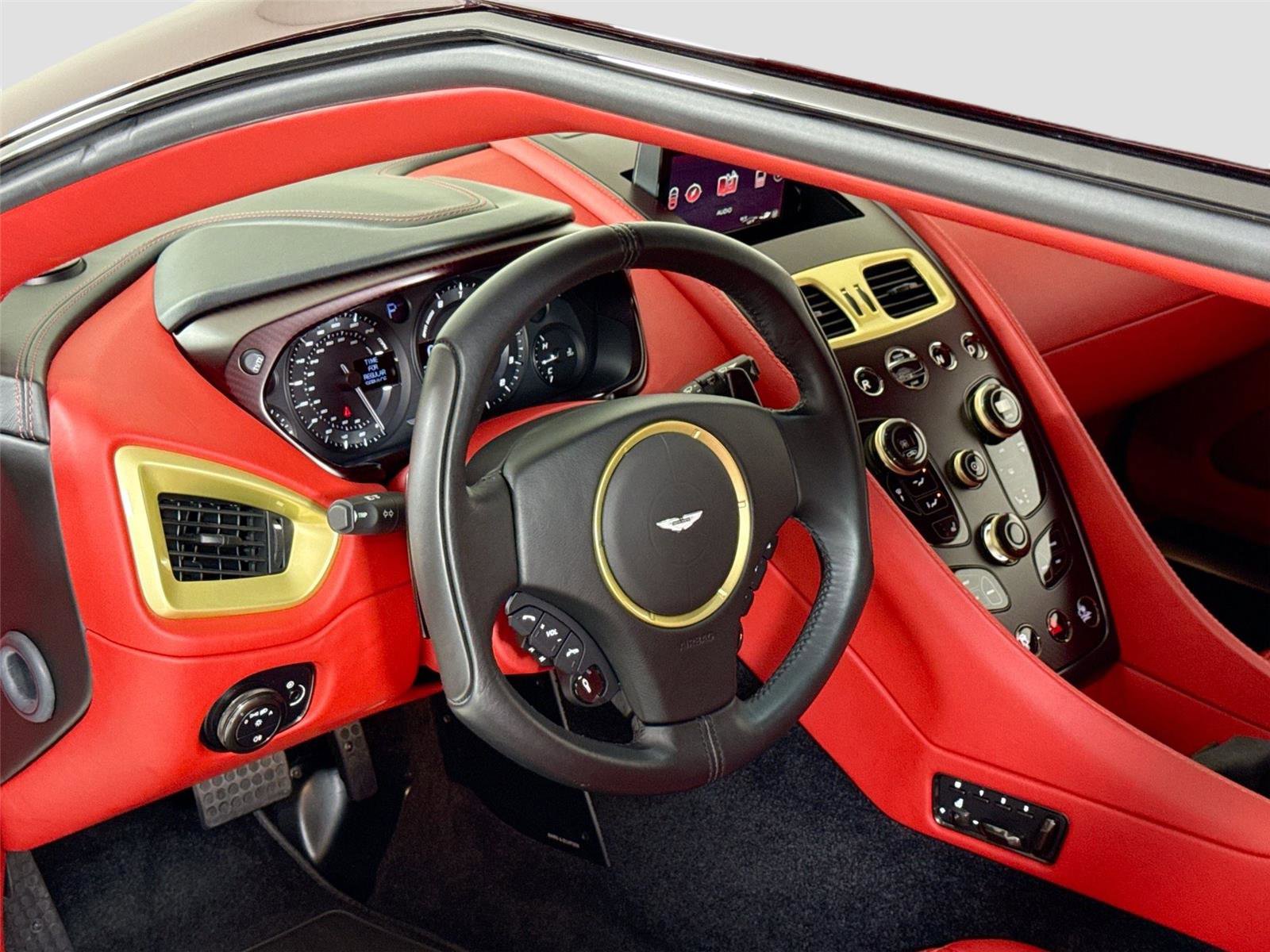 Used 2019 Aston Martin Vanquish Zagato RWD image 16