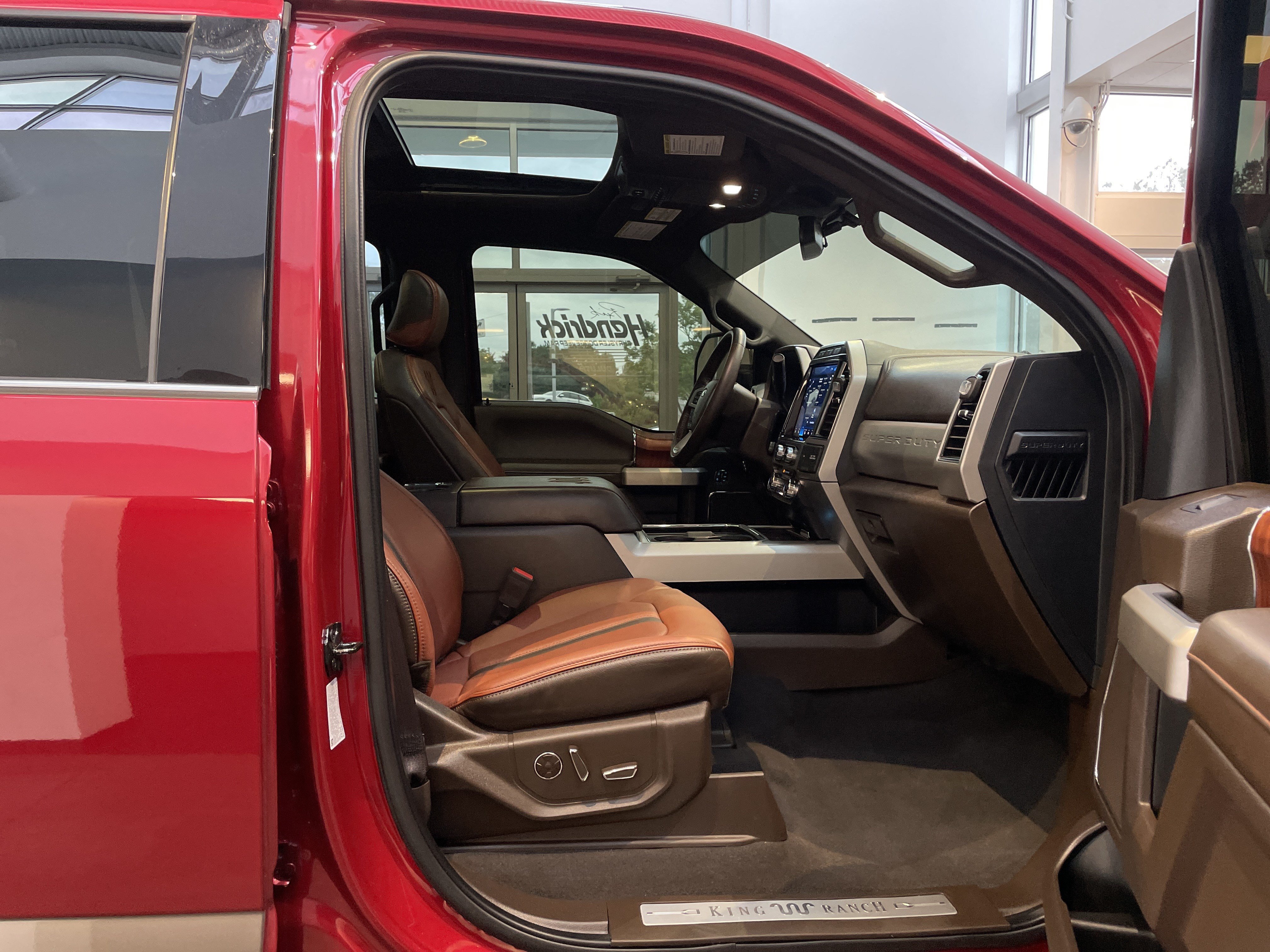 Used 2022 Ford F450 King Ranch w/ King Ranch Ultimate Package AWD/4WD image 39