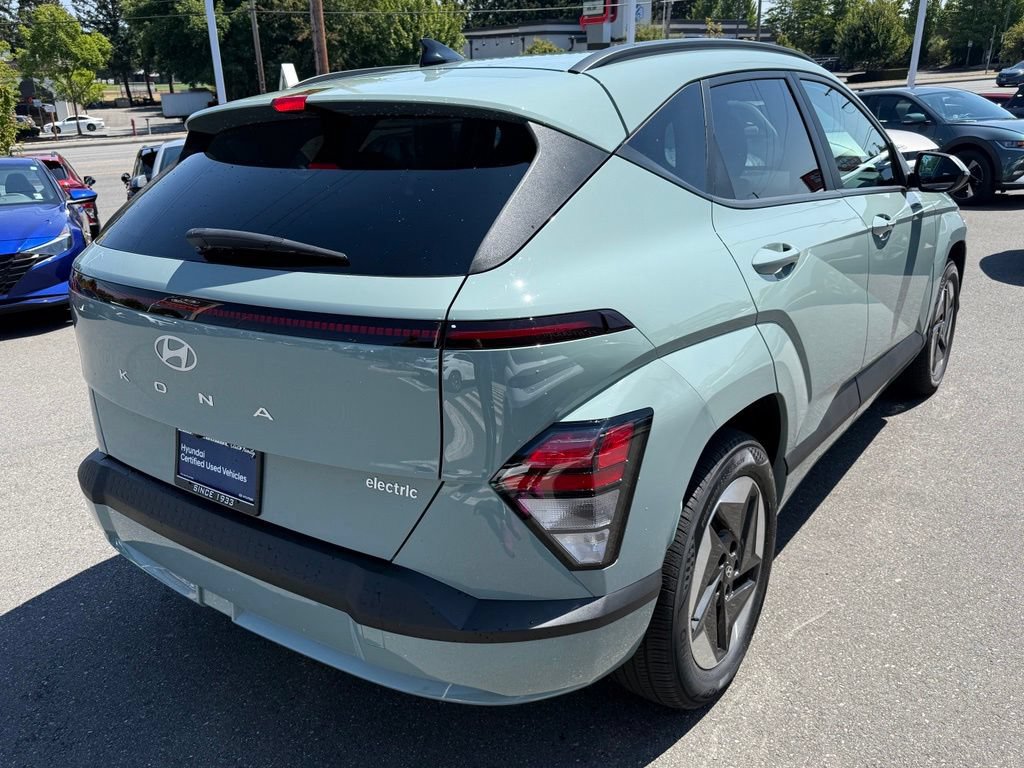 Certified 2025 Hyundai Kona SEL FWD image 5
