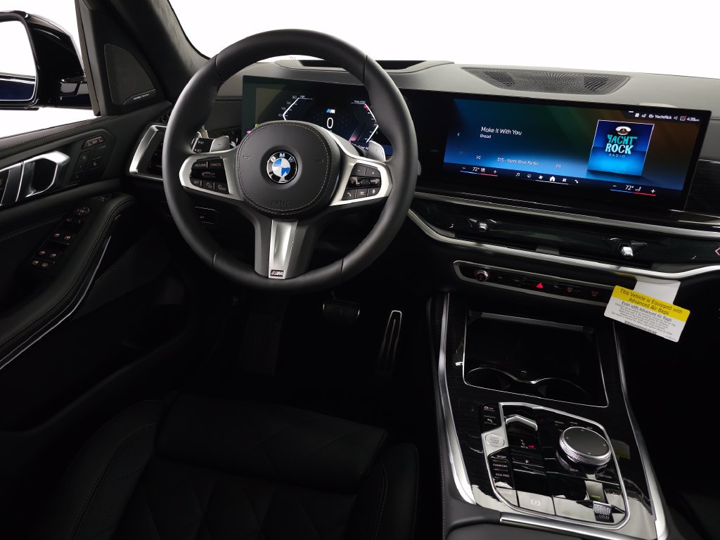 Used 2026 BMW X7 xDrive40i w/ M Sport Package AWD/4WD image 14
