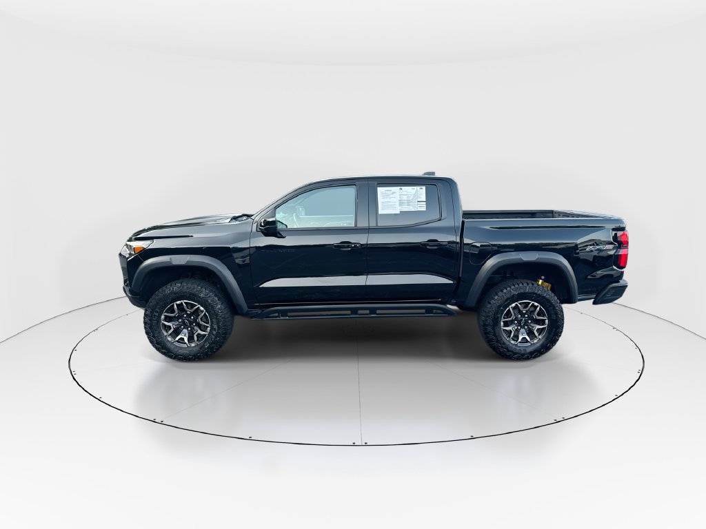 Used 2024 Chevrolet Colorado ZR2 w/ ZR2 Convenience Package III AWD/4WD image 5