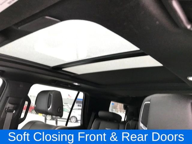 Certified 2023 Cadillac Escalade Premium Luxury w/ Performance Package image 14