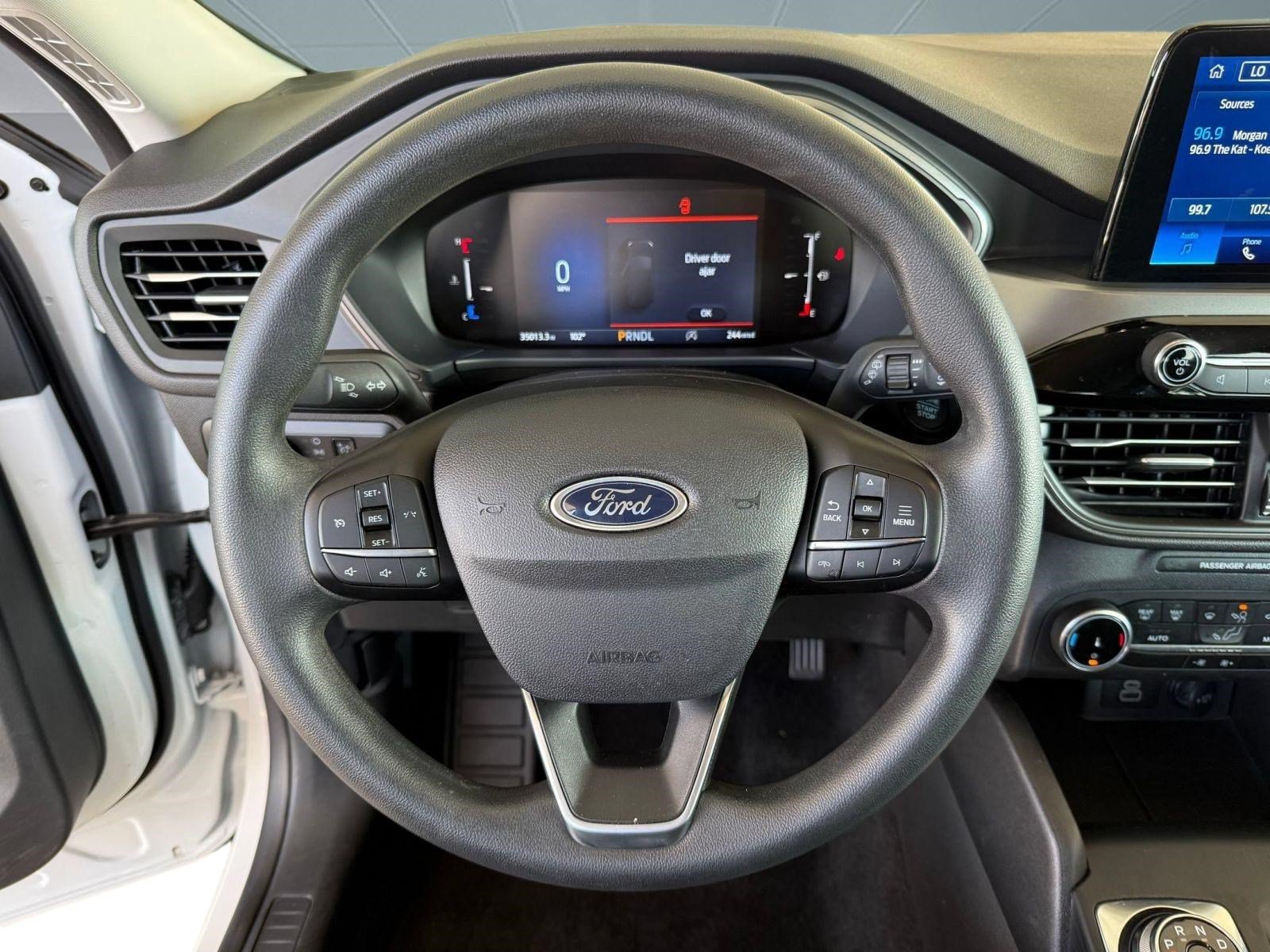 Certified 2025 Ford Escape Active FWD image 11