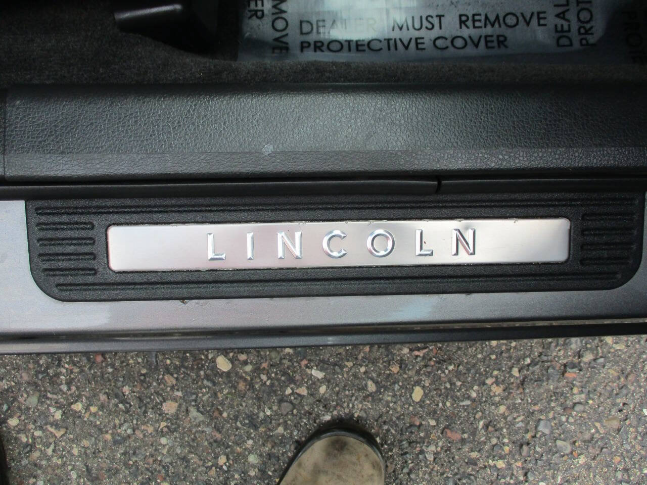 Used 2010 Lincoln MKZ FWD image 28