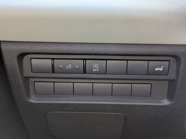 New 2026 Mitsubishi Outlander SE image 27