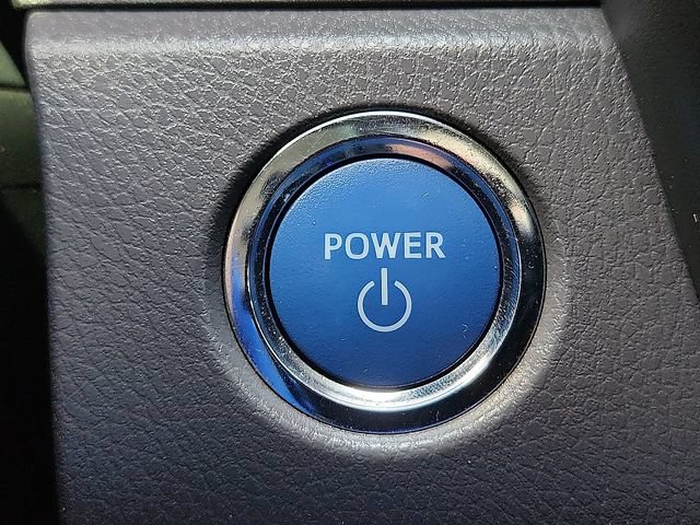 Used 2022 Toyota Camry SE FWD image 19