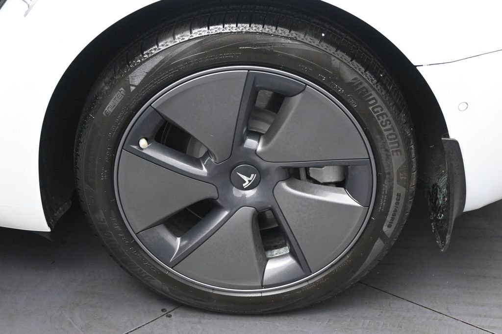 Used 2022 Tesla Model 3 Long Range AWD/4WD image 35
