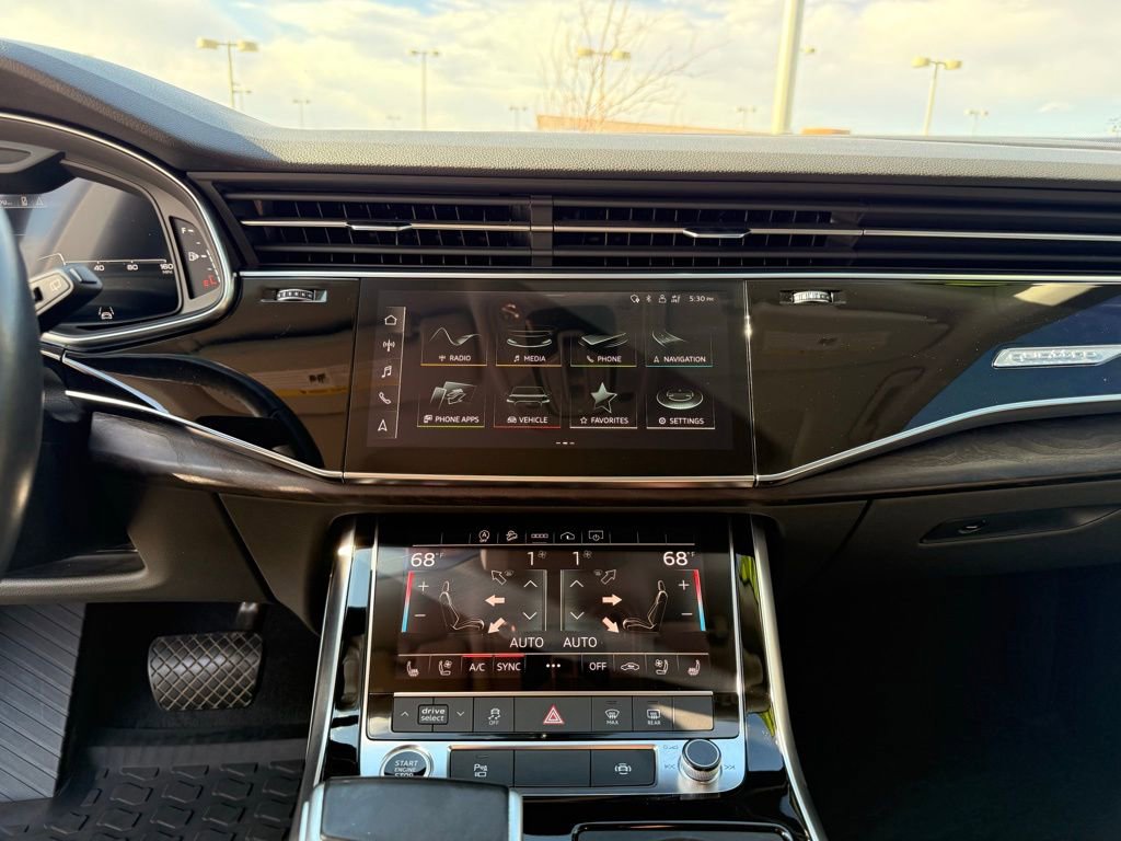 Used 2021 Audi Q8 Premium Plus w/ Premium Plus Package image 17