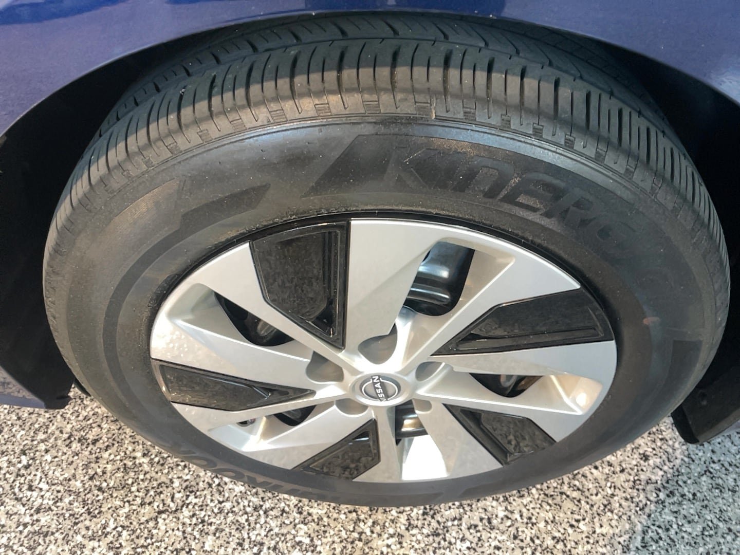 Used 2024 Nissan Altima 2.5 S FWD image 6