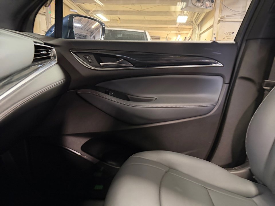 Used 2024 Buick Enclave Essence w/ Experience Buick Package image 33