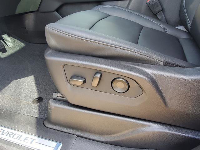New 2025 Chevrolet Suburban LT w/ Comfort Package image 9