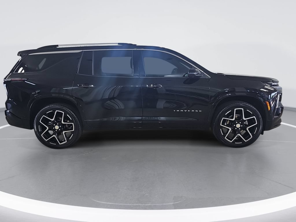 Certified 2025 Chevrolet Traverse High Country AWD/4WD image 2