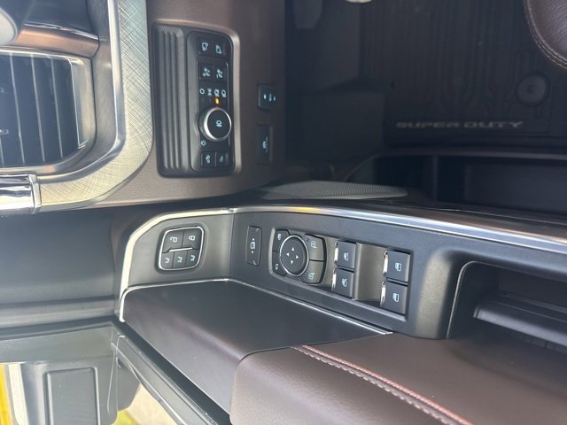 Used 2025 Ford F450 King Ranch w/ Chrome Package image 21