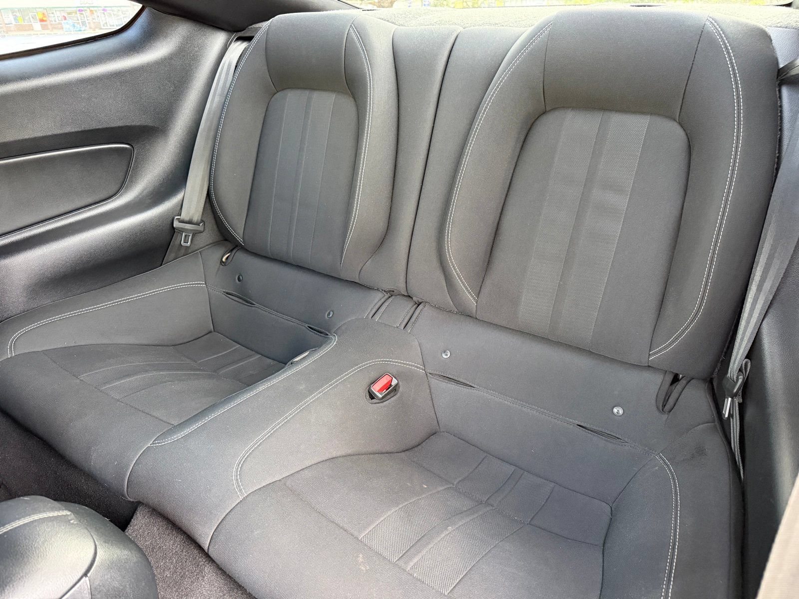 Used 2022 Ford Mustang GT RWD image 37