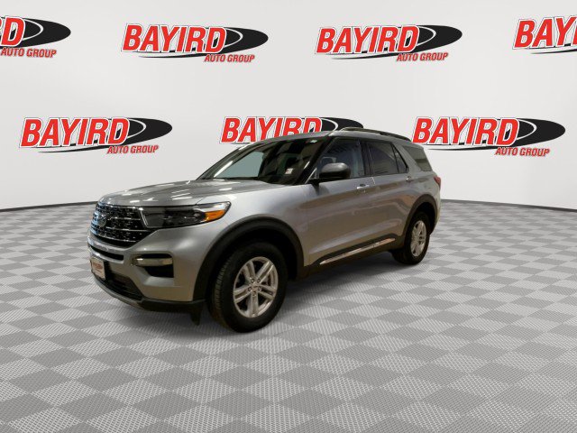 Used 2023 Ford Explorer XLT w/ Equipment Group 202A AWD/4WD image 4