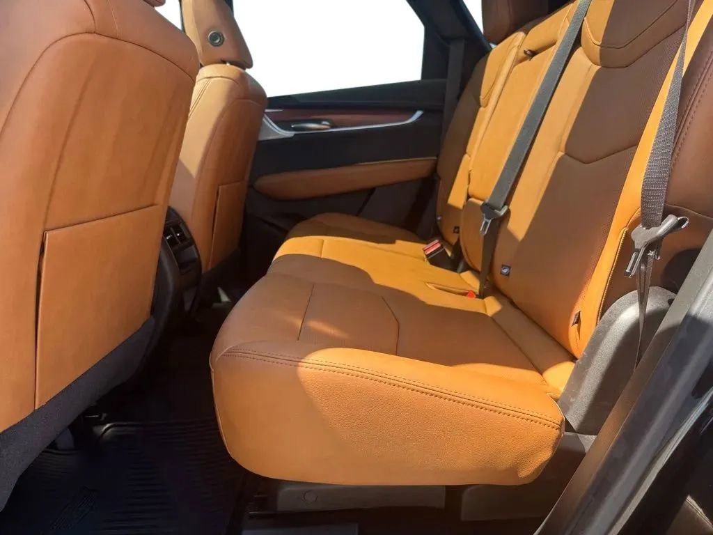Used 2024 Cadillac XT5 Premium Luxury AWD/4WD image 18