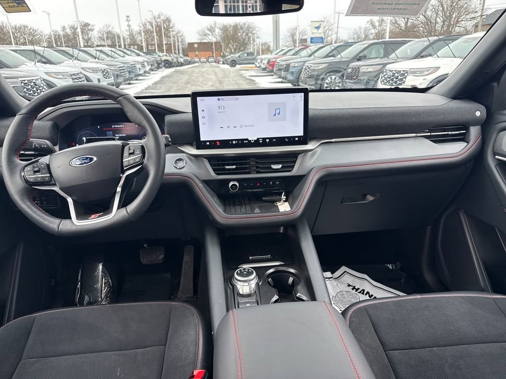 Used 2025 Ford Explorer ST w/ Sun And Sound Package image 24