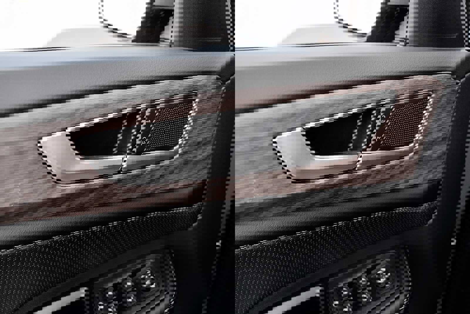 New 2026 Volkswagen Atlas SEL image 24