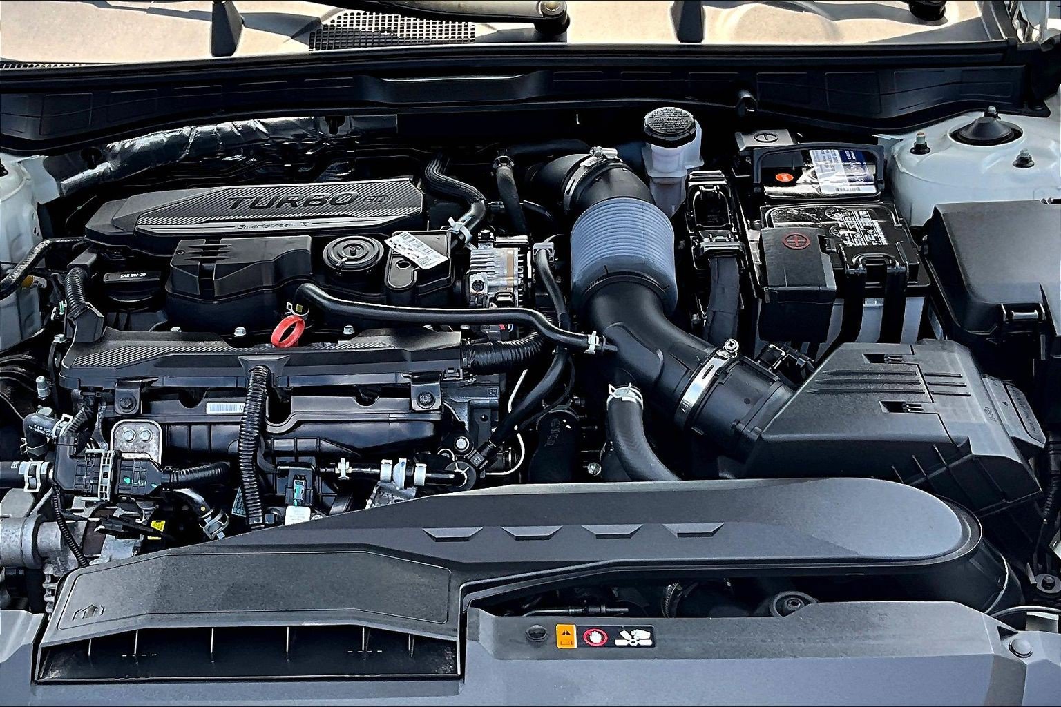 Used 2022 Hyundai Sonata Limited w/ Cargo Package FWD image 9