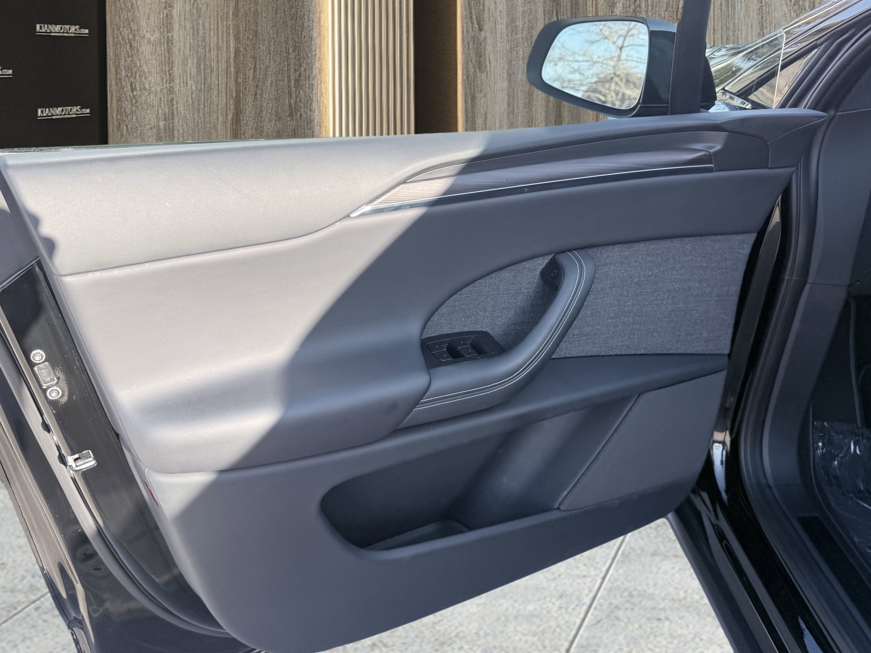 Used 2024 Tesla Model X Long Range image 24