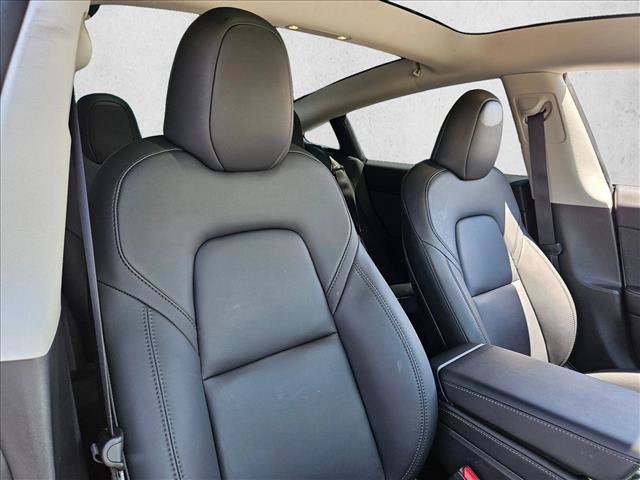Used 2023 Tesla Model 3 Standard Range RWD image 15