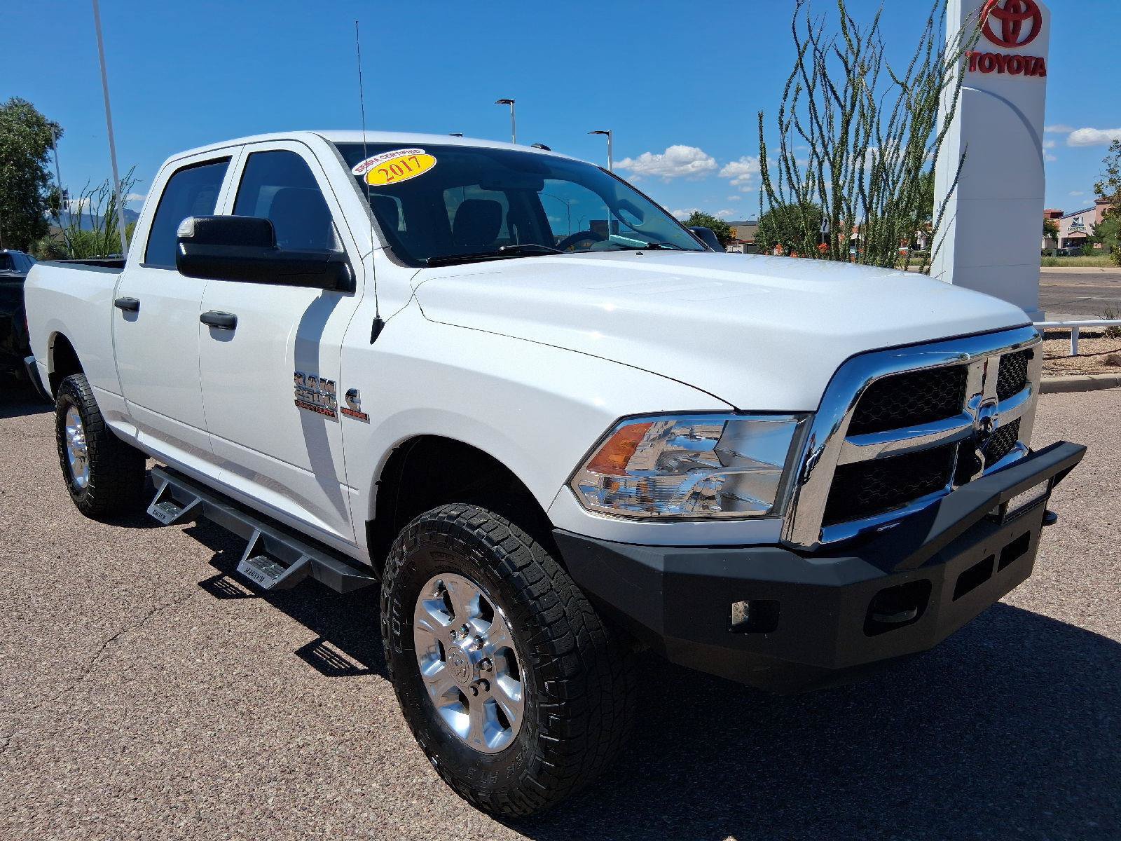Used 2017 RAM 2500 Tradesman w/ Chrome Appearance Group AWD/4WD image 9