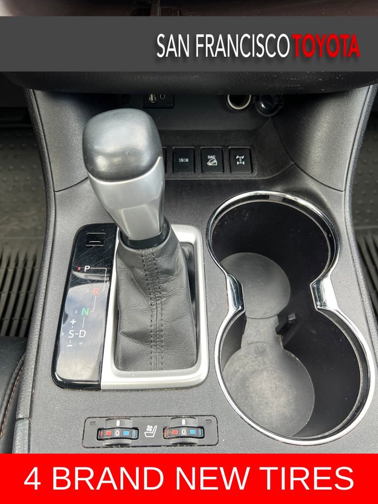 Used 2016 Toyota Highlander Limited image 27