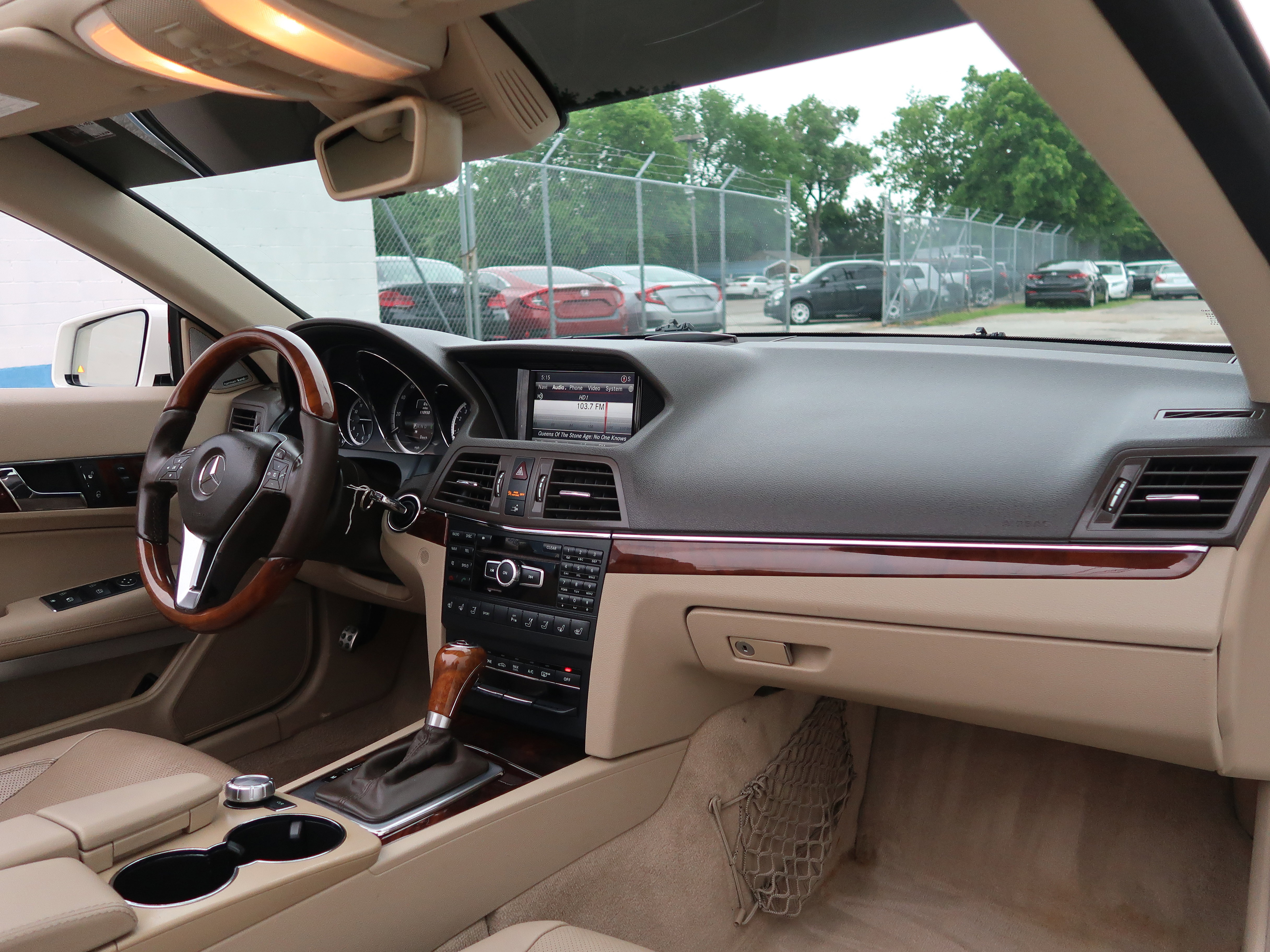 Used 2013 Mercedes-Benz E 550 Cabriolet image 30