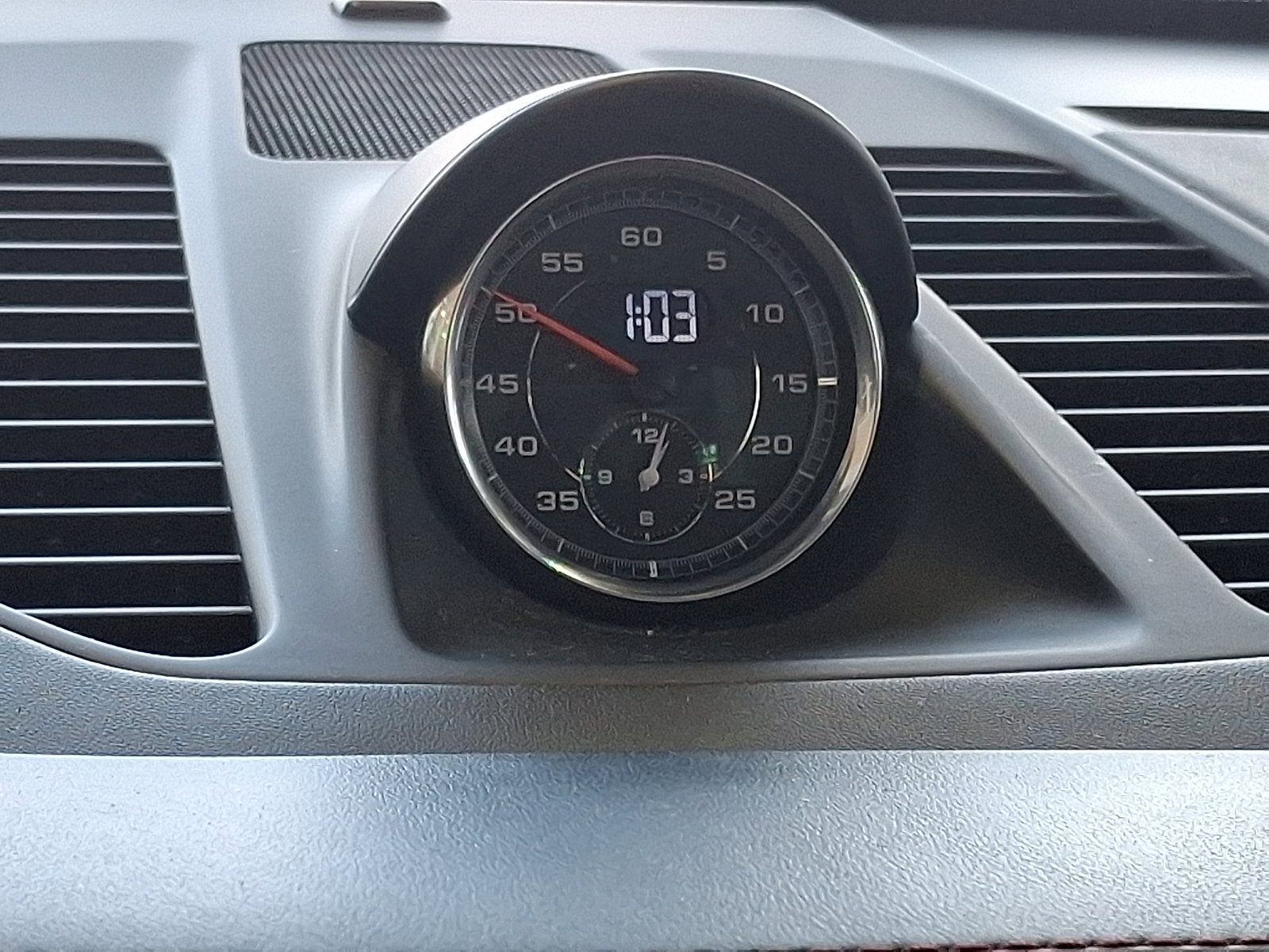 Used 2014 Porsche 911 Turbo image 17