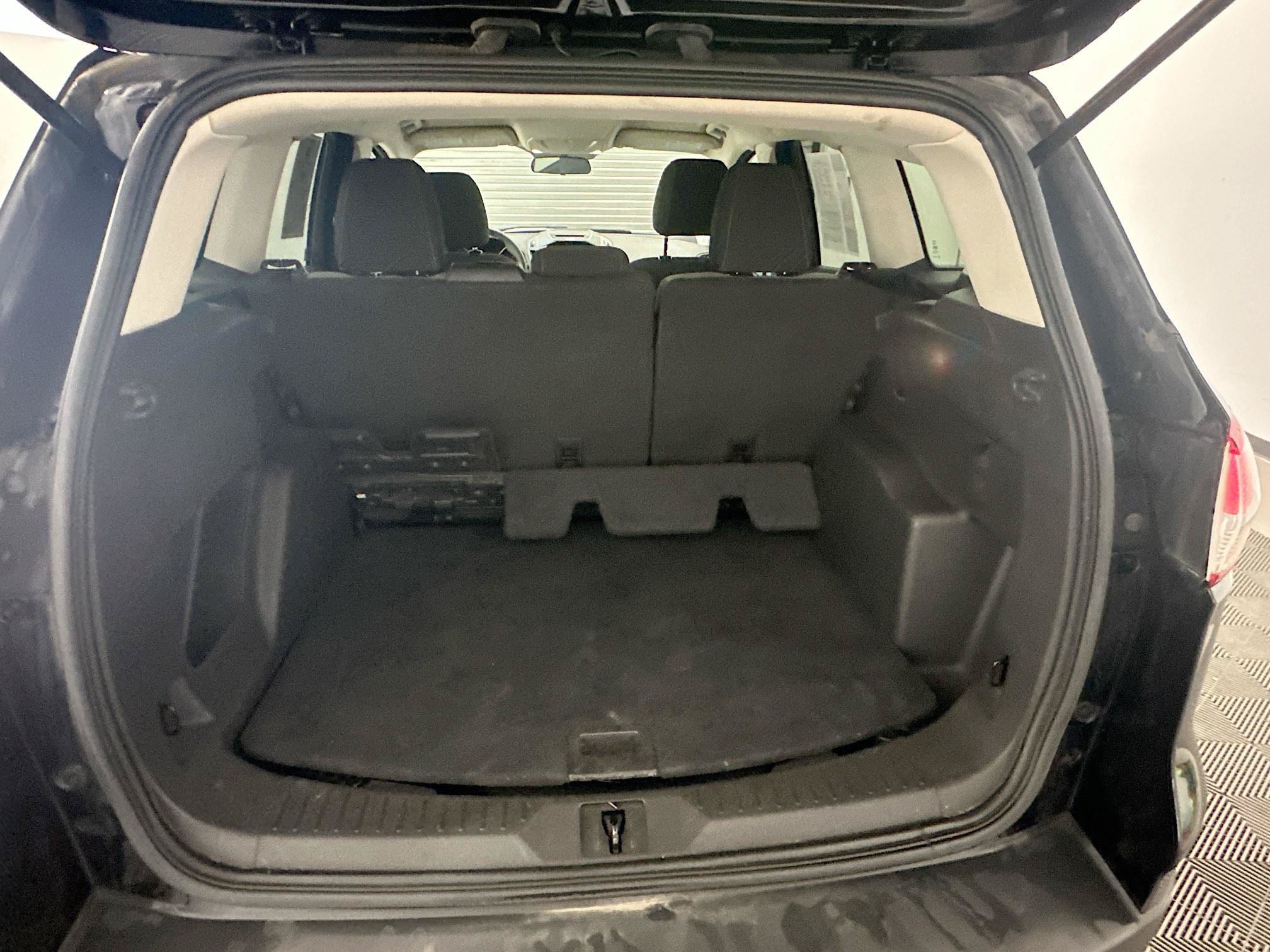 Used 2016 Ford Escape SE w/ Equipment Group 201A AWD/4WD image 30