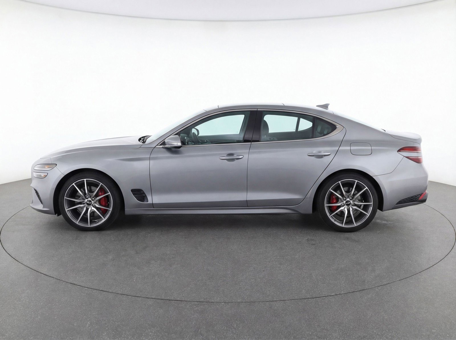 Used 2025 Genesis G70 2.5T AWD/4WD image 5
