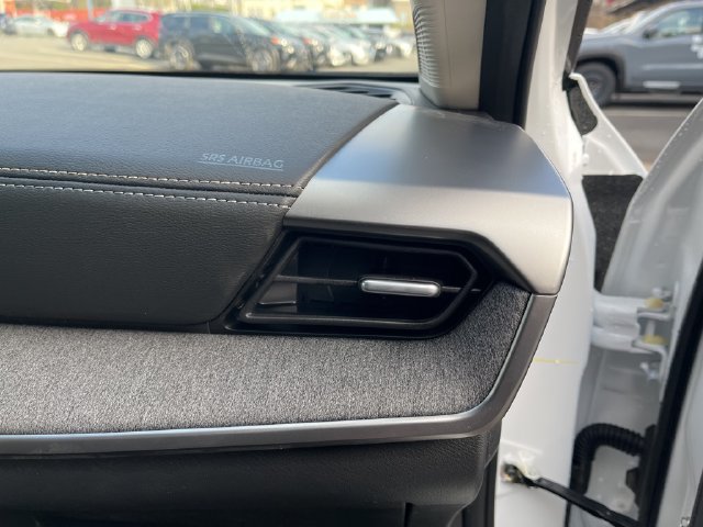 New 2026 Nissan Kicks SV w/ SV Premium Package AWD/4WD image 25