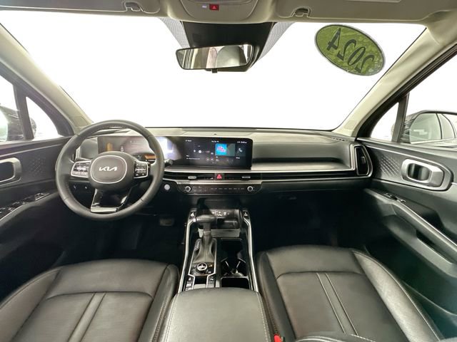Used 2024 Kia Sorento S AWD/4WD image 3