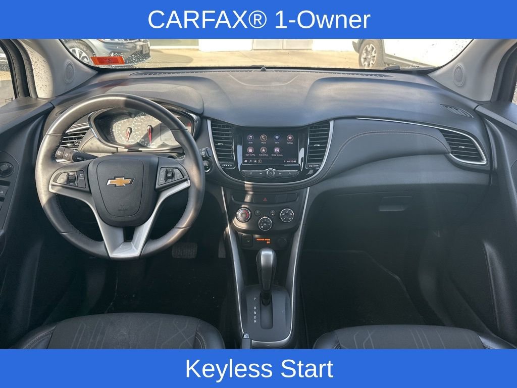 Used 2022 Chevrolet Trax LT w/ Midnight Edition image 18