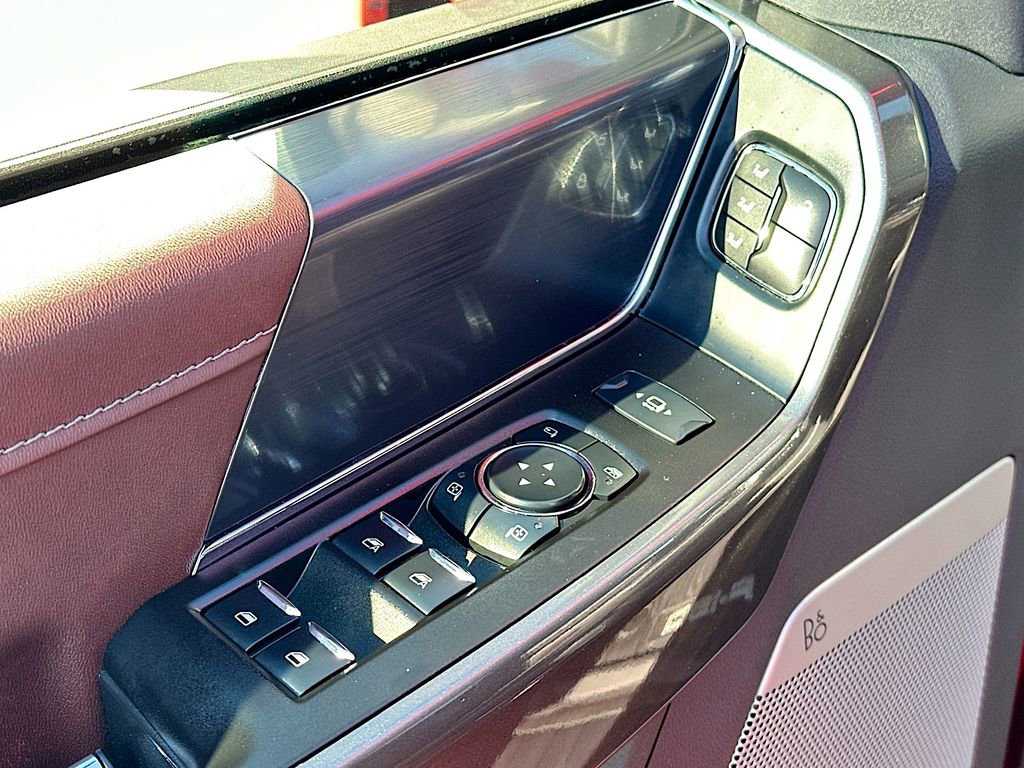 Used 2023 Ford F150 Lariat image 21